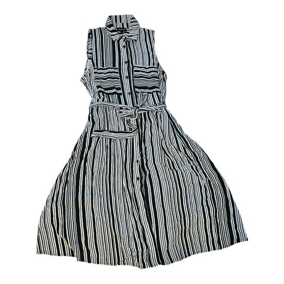 Who What Wear Dresses & Skirts - Who What Wear XS Black, White Striped Button Up Sleeveless Collared Midi Dress